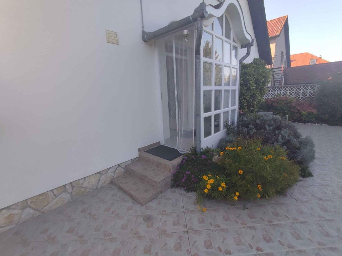 Holiday Home In Balatonboglar 45807 Zewnętrze zdjęcie