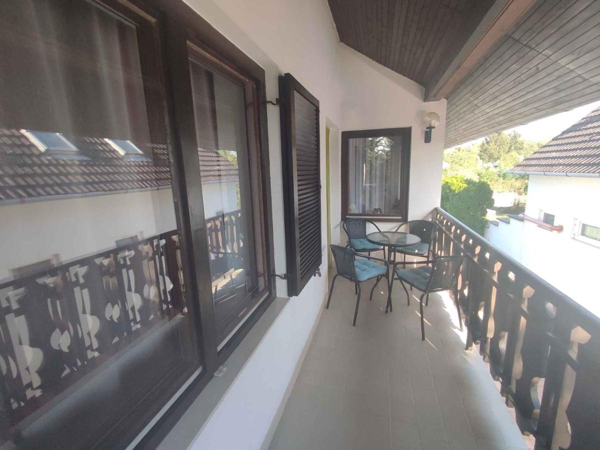 Holiday Home In Balatonboglar 45807 Zewnętrze zdjęcie